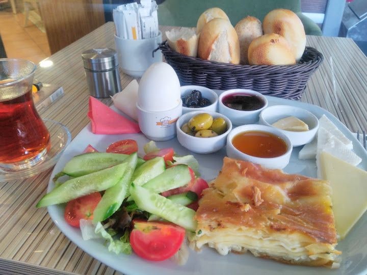 Aslı Borek