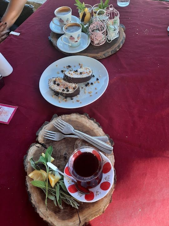 Asrın Cafe
