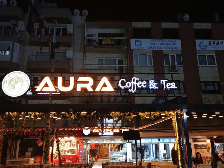 Aura Cafe