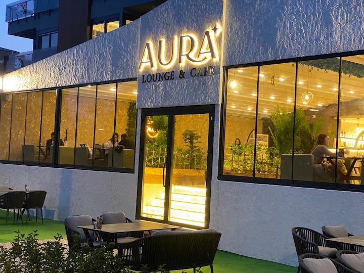 Aura Lounge & Cafe