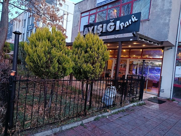 Ay Işıgı Park Kafe