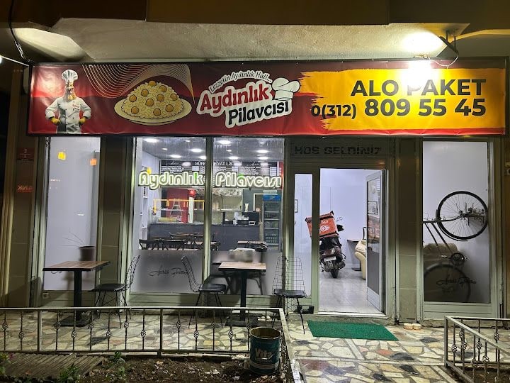 Aydınlık Pilavcısı