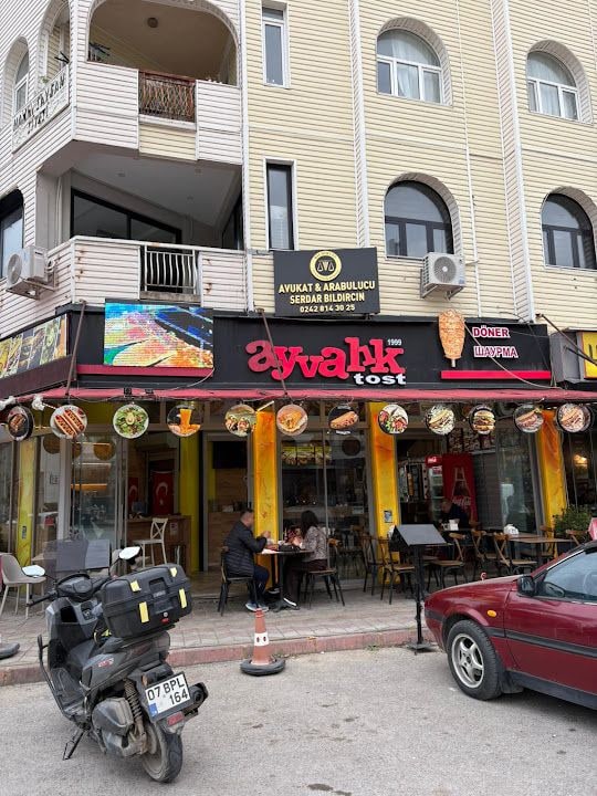 Ayvalık Tost