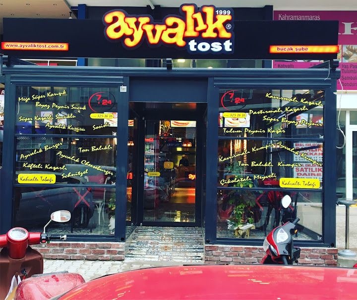 Ayvalık Tost Bucak