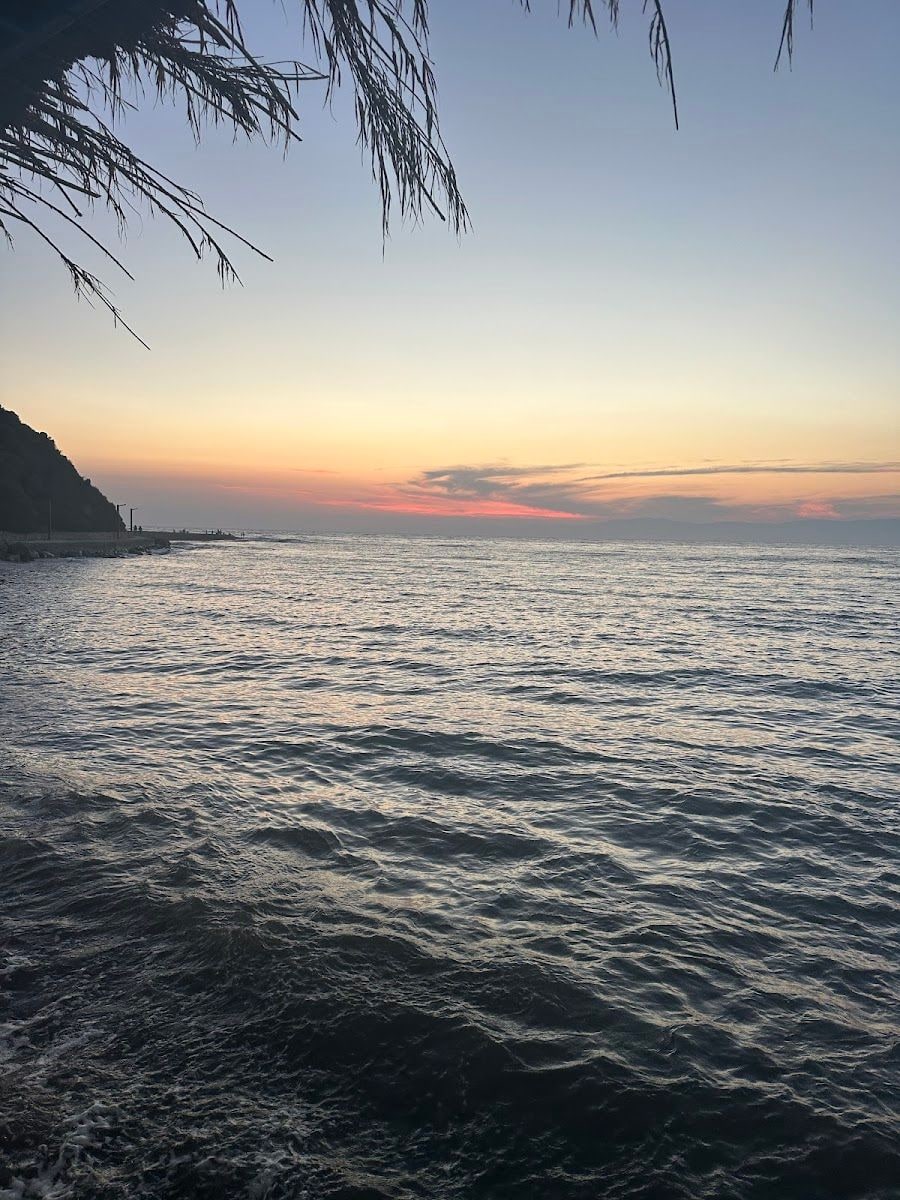 Badem Kafe Beach
