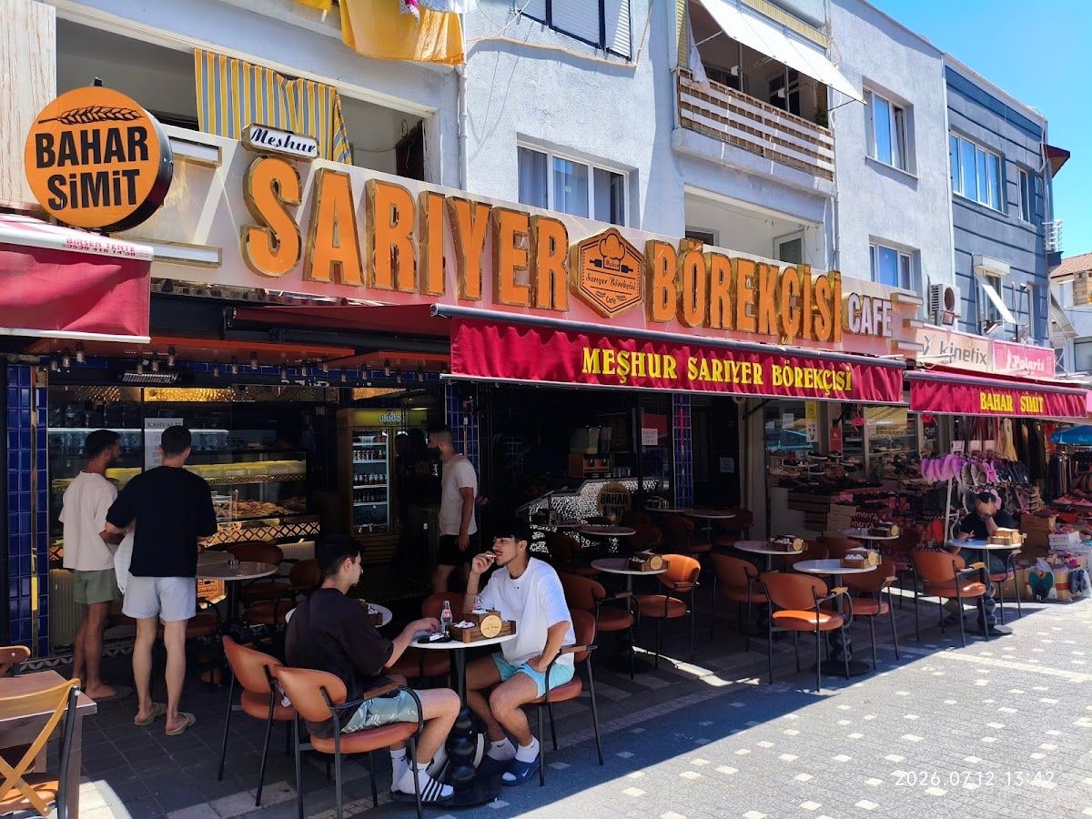 Bahar Simit Meşhur Sarıyer Börekçisi