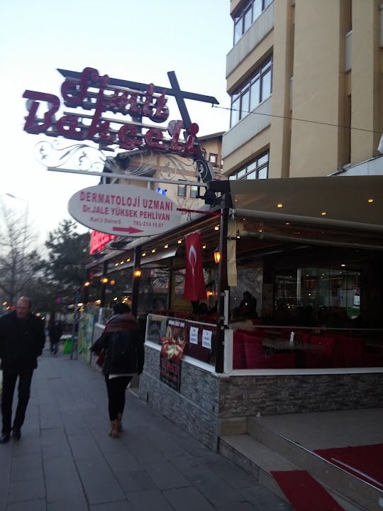 Bahçeli Simit Cafe & Bistro