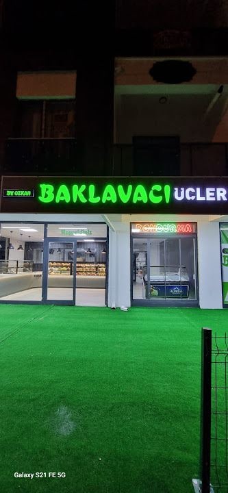 Baklavacı Üçler