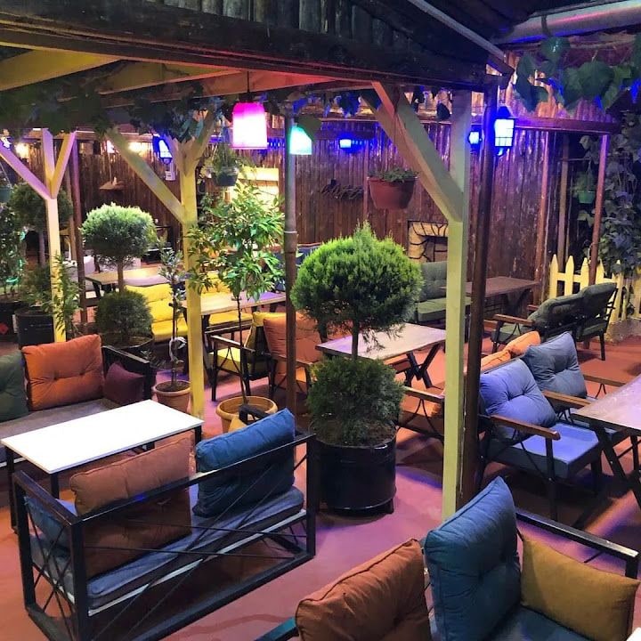 Balat Cafe 02