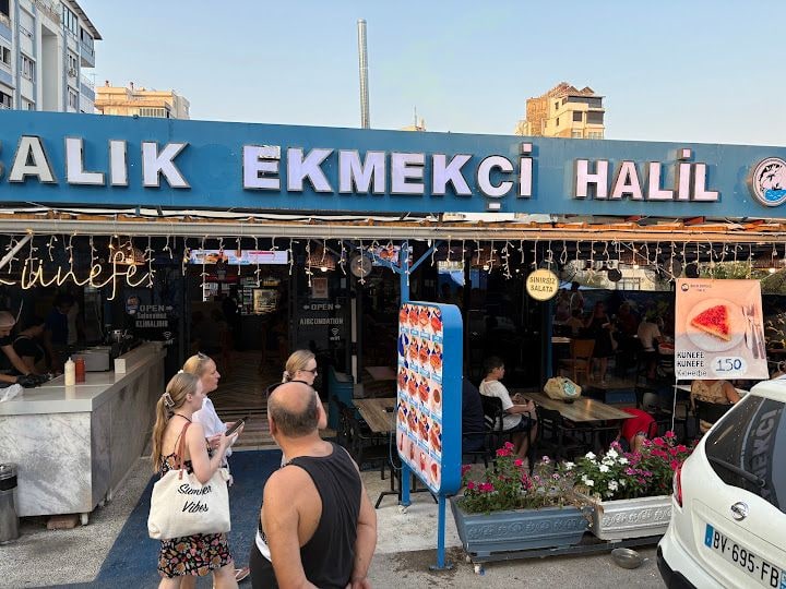 Balık Ekmekçi Halil