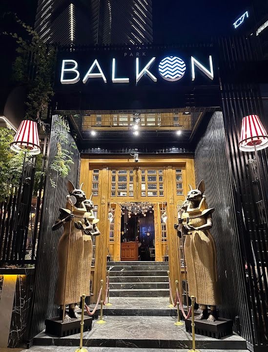 Balkon Cafe & Restaurant