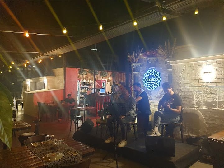 Başka Bir Meyhane
