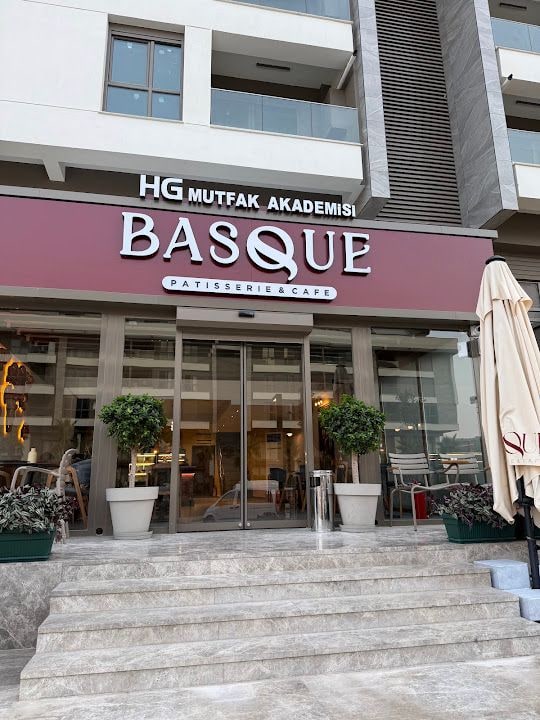 Basque Patisserie Cafe