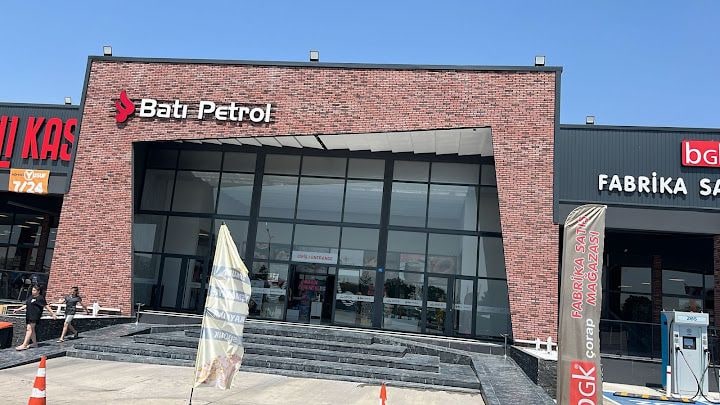 Batı Petrol Petrol Ofisi & Köfteci Yusuf