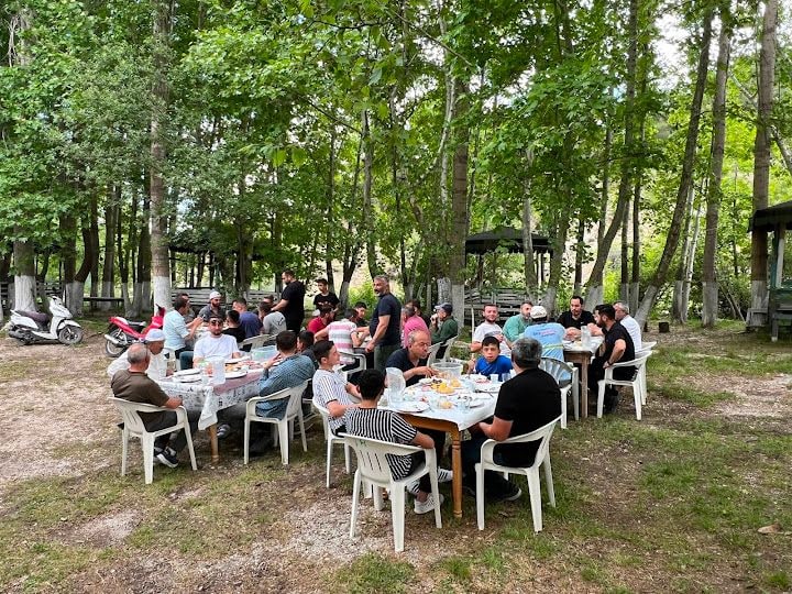 Bayar Aile Piknik Restaurant