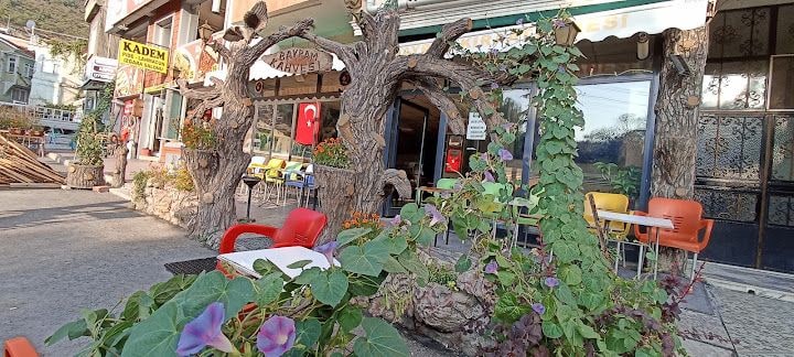 Bayram Kıraathanesi