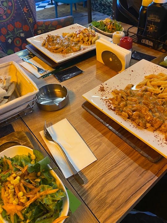 BBQ Grill Cafe & Gastro Pub