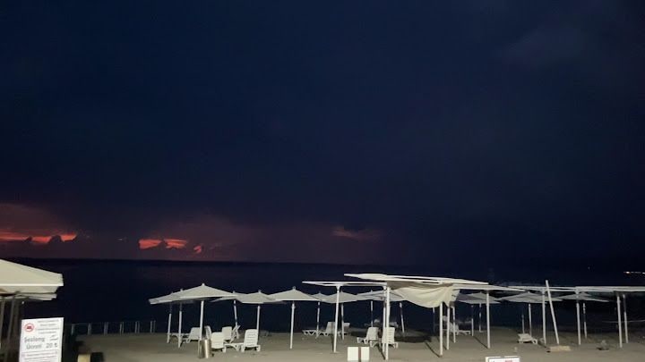 Beach Transatlantic Hotel