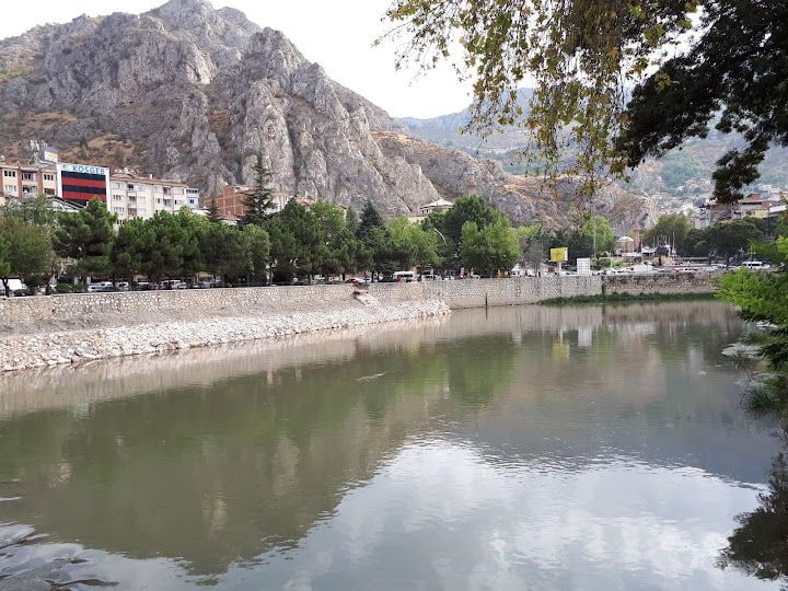 Belediye Çay Bahçesi