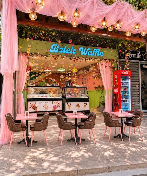 Belek Waffle & Dondurma