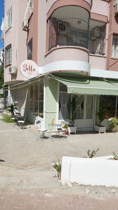 Bella Cakes