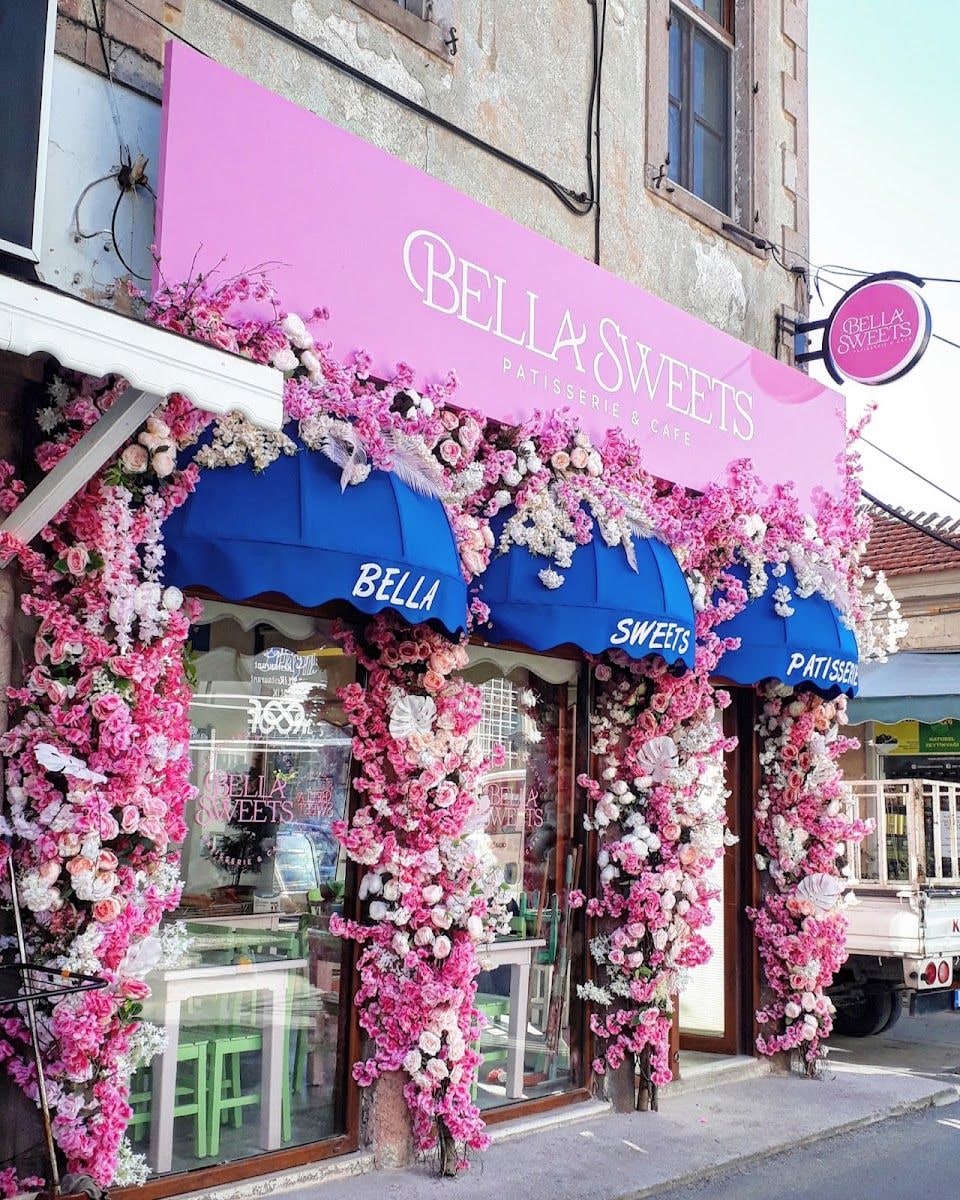 BELLA SWEETS PATISSERIE