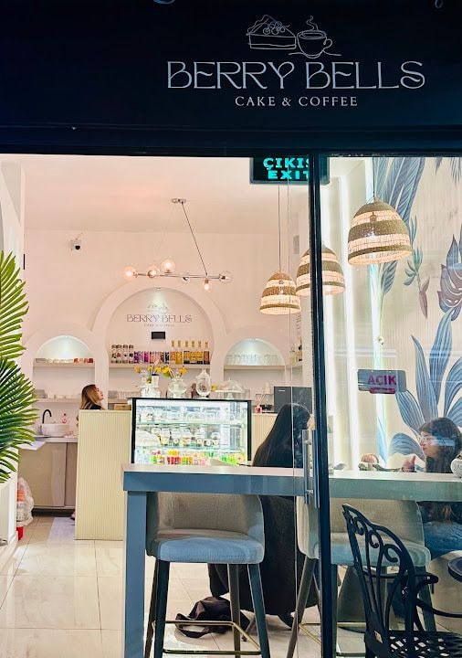Berry Bells Cafe