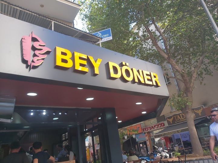 Bey Döner(et Ve Tavuk Döner)