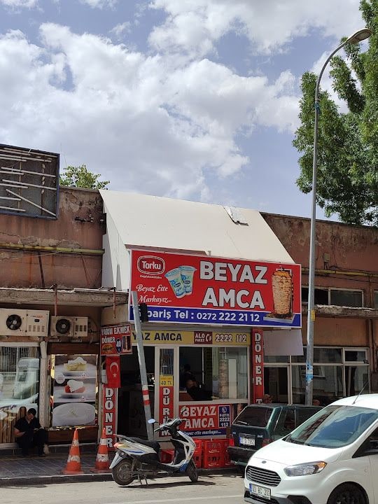 Beyaz Amca Döner Salonu
