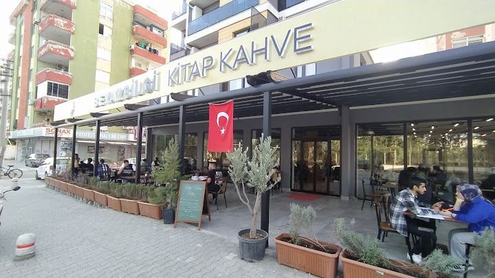 Beyaz Bilgi Kitap Kafe