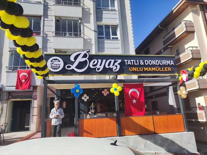 Beyaz Pasta & Kafe