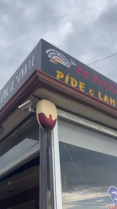 Bi'Acayip pide ve lahmacun salonu