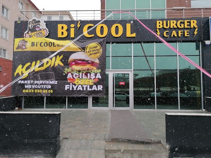 Bi'cool Burger Cafe