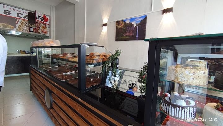 Bi Dünya Pasta Cafe