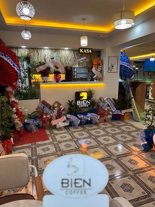 Bien coffee restaurant