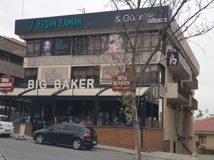 BIG BAKER