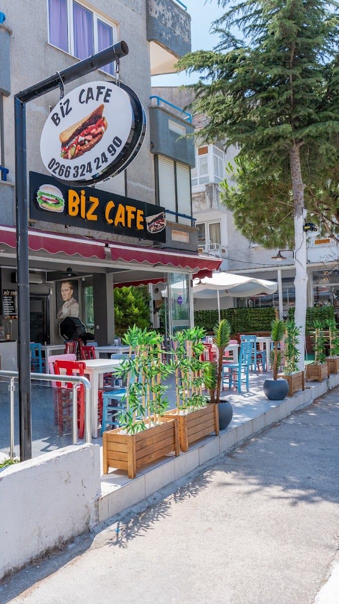 Biz Cafe