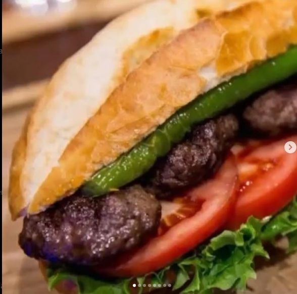 Bizim Kokoreçci Ali Usta