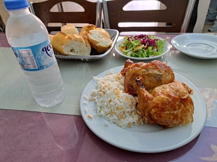 Bizim Lokanta Tavukçusu