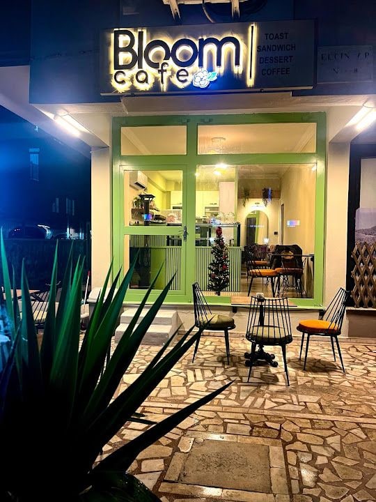 Bloom Cafe