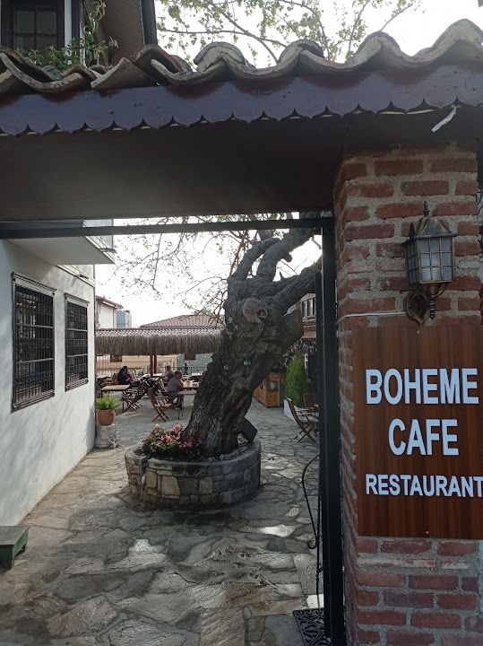 Boheme Cafe Restaurant