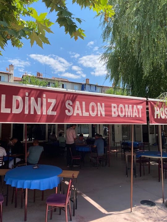 Bomat Kıraathanesi
