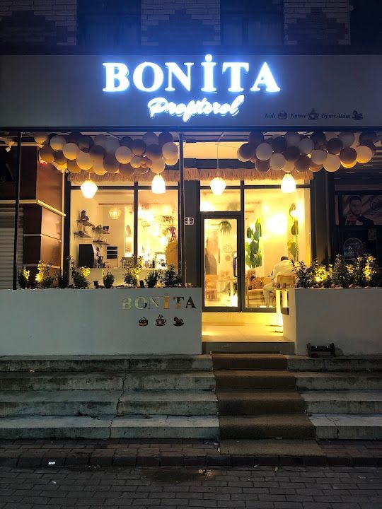 Bonita Profiterol