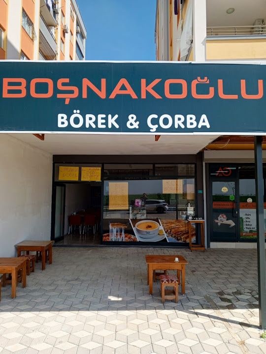 Boşnakoğlu Börek Çorba