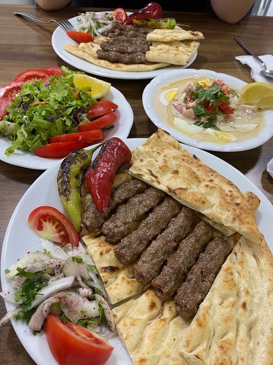 Bucaklılar 15 Köfte