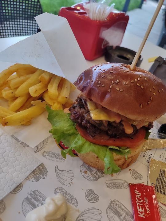 Burger Born