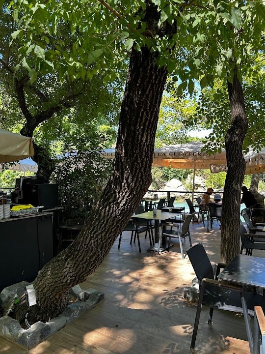 Büyük şelale Lounge cafe