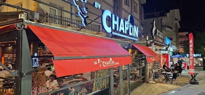 By Chaplin Cafe