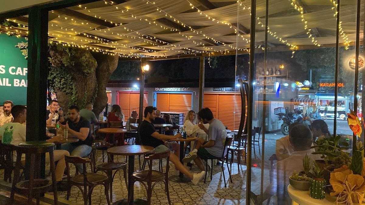 Cactus Cafe & Bar