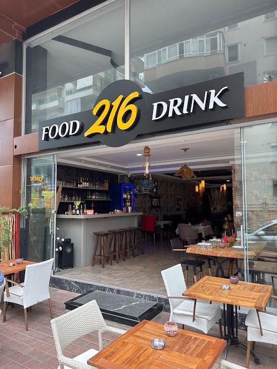 Cadde 216 food and drink